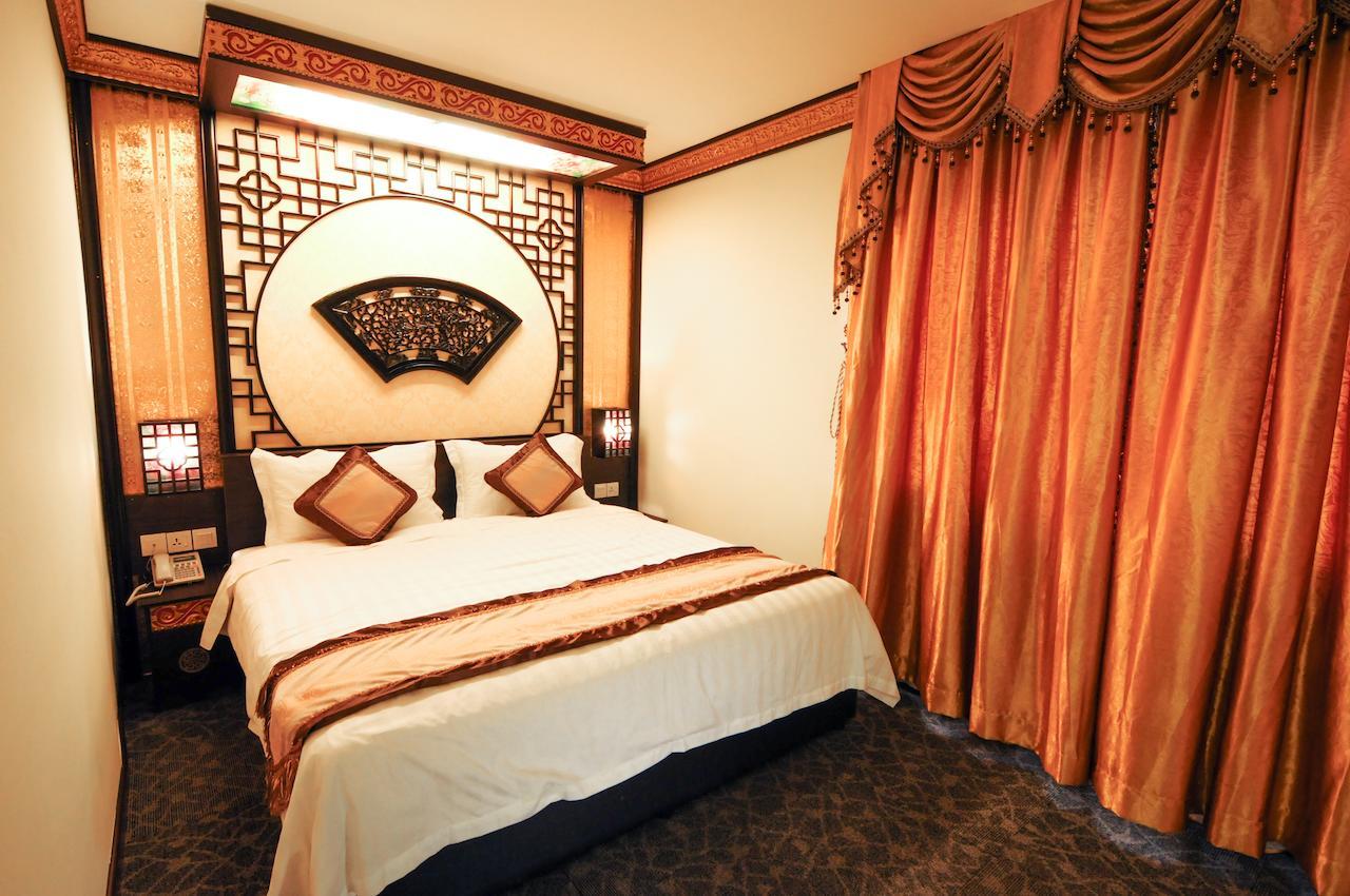 K Garden Hotel Parit Buntar Room photo