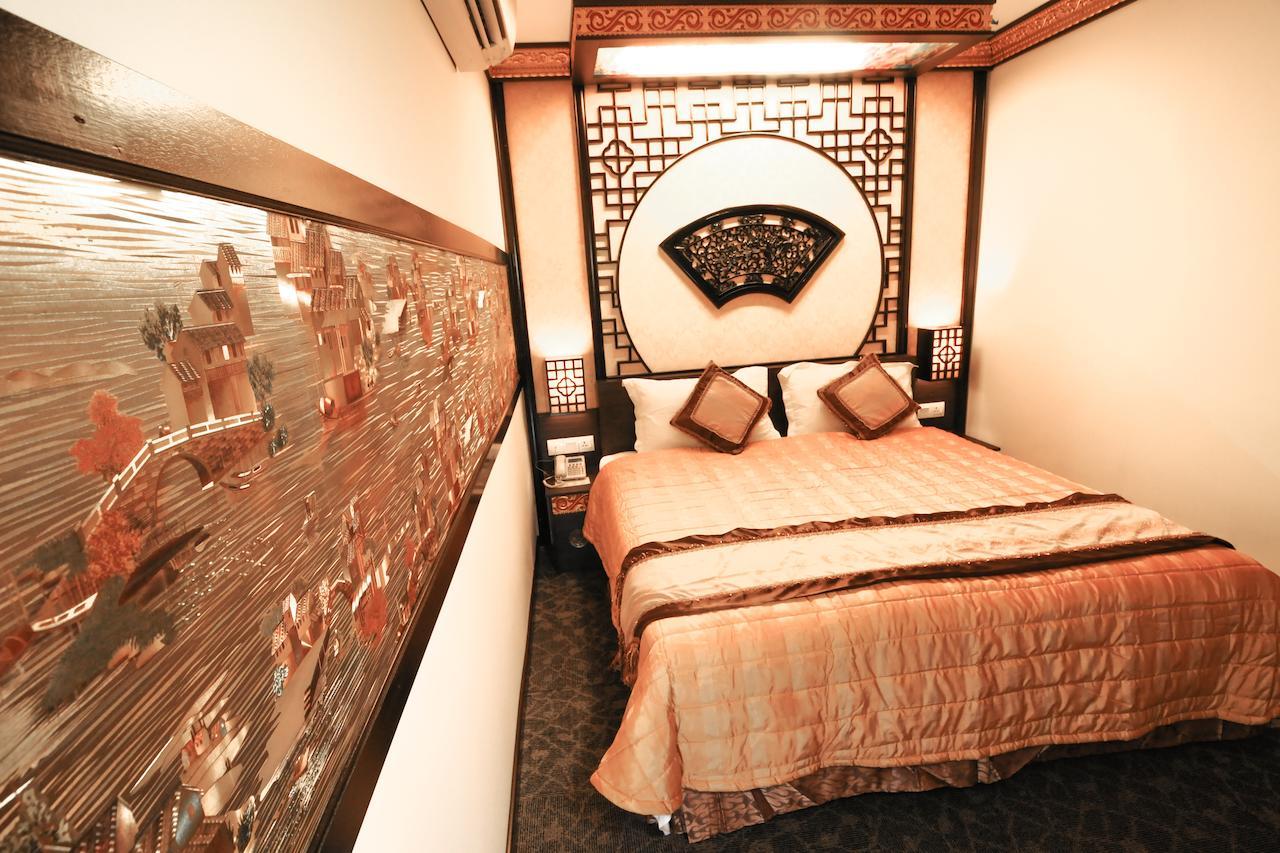 K Garden Hotel Parit Buntar Room photo